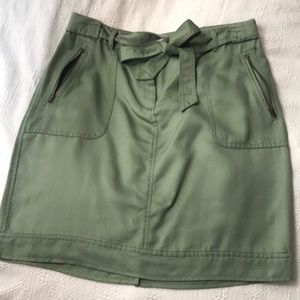 Army green skirt by LOFT size 4 NWT